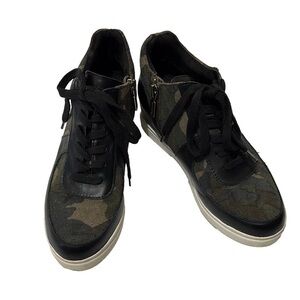 Blonde Goldy Wedge Sneakers, Size 7M, Camouflage & Black